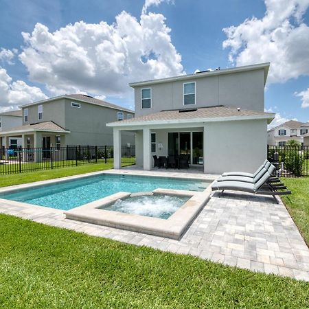 Charming Home By Rentyl Near Disney With Private Pool, Ping Pong Table & Resort Amenities - 7449M 올랜도 외부 사진