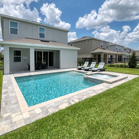 Charming Home By Rentyl Near Disney With Private Pool, Ping Pong Table & Resort Amenities - 7449M 올랜도 외부 사진